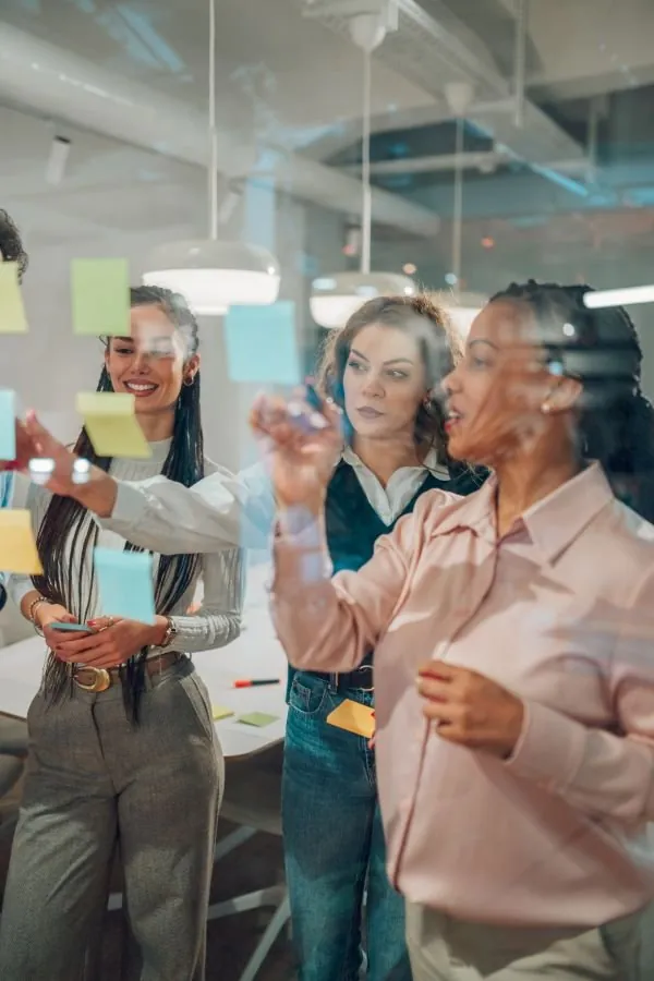 Équipe TakeUp Consulting en atelier collaboratif